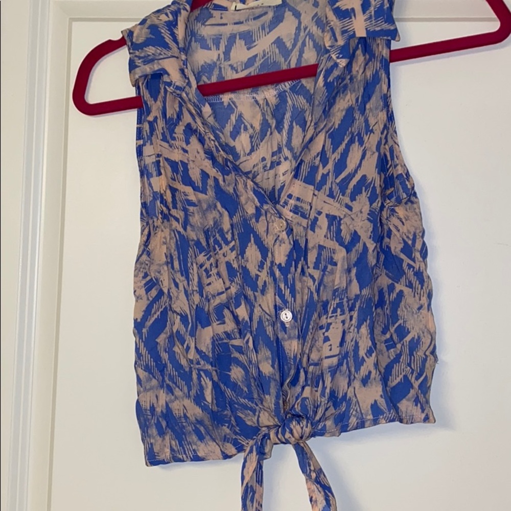 lush patterned front tie button down sleeveless